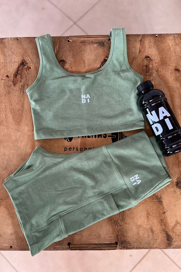 conjunto bemuda e top rib malva