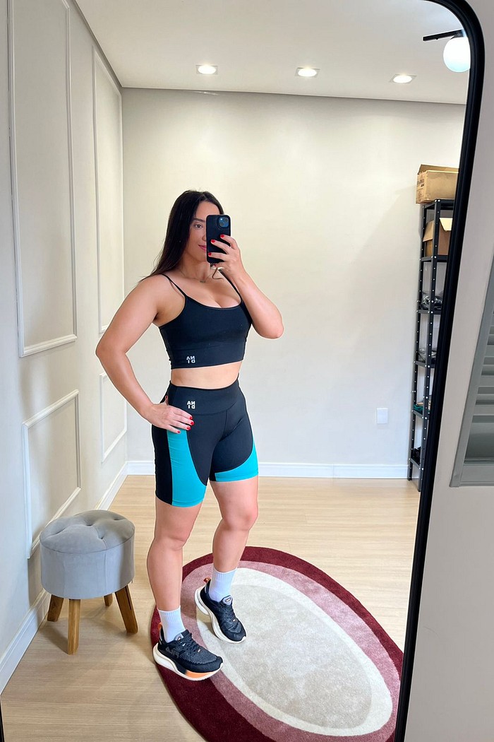 bermuda meia coxa recortes jade