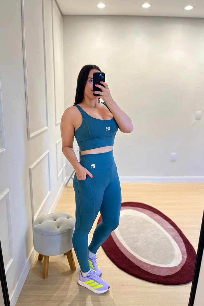 conjunto aerobic bolso petroleo