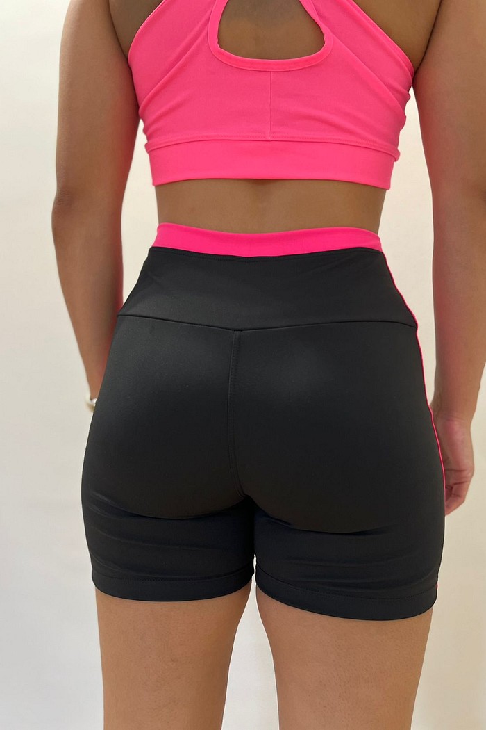bermuda side meia coxa rosa neon