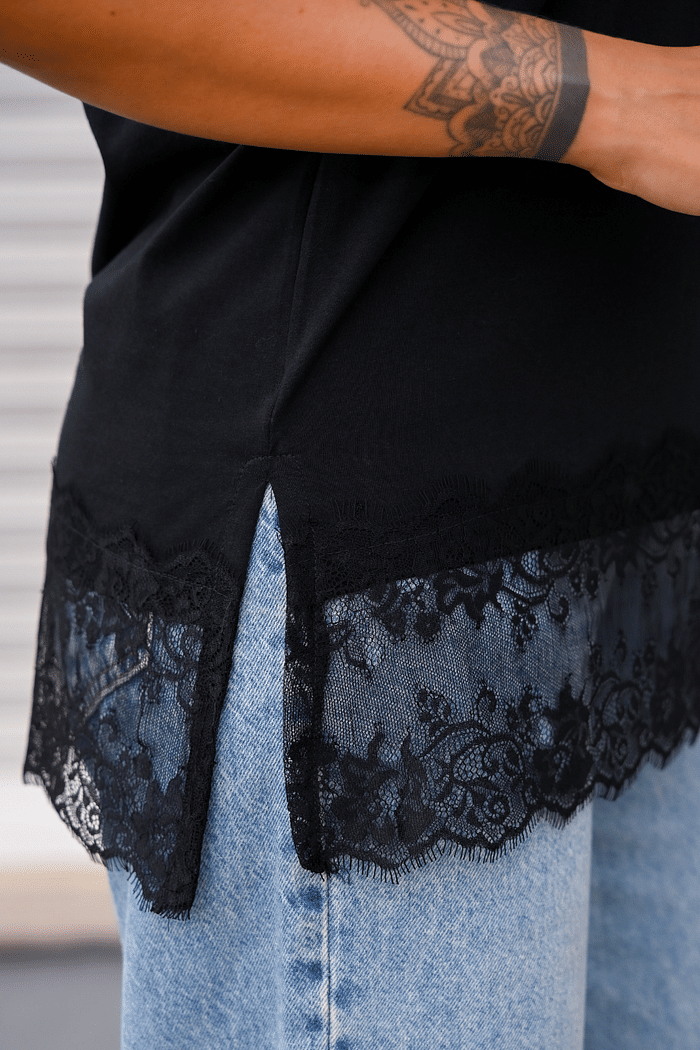 MAXI  TEE  _  RENDA [BAINHA]
