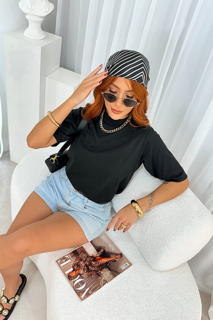 T SHIRT GOLA ALTA _ [SEM ESTAMPA]