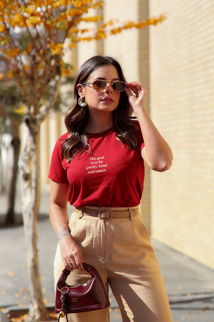 T SHIRT  _  THE GOAL IS TO BE