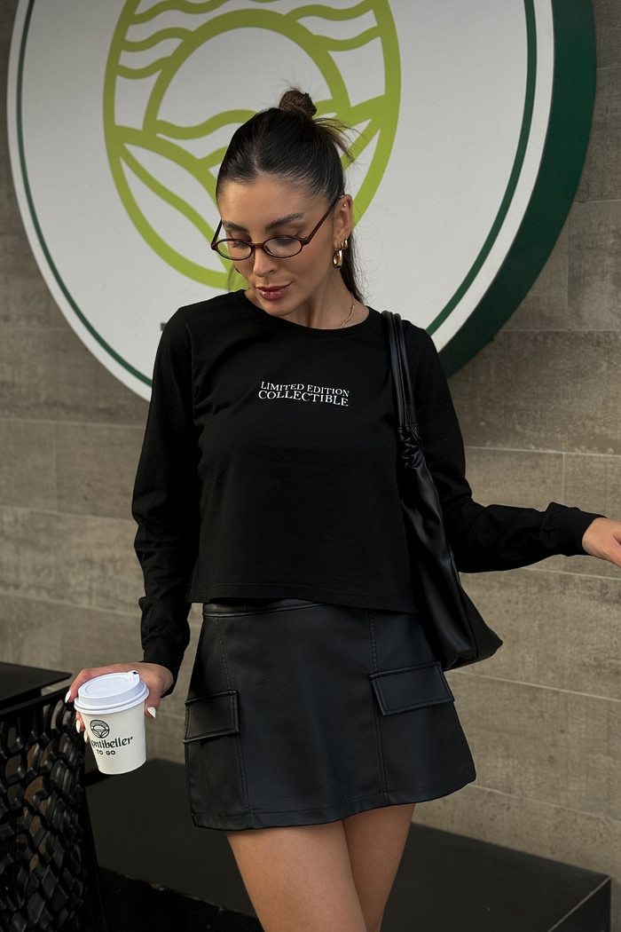 CROPPED MANGA LONGA  _  LIMITED EDITION  _  PRETO