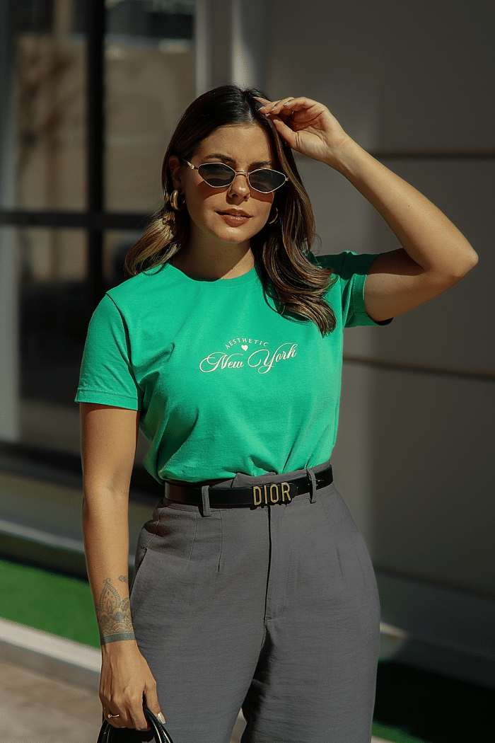 T SHIRT  _  NEW YORK AESTHETIC