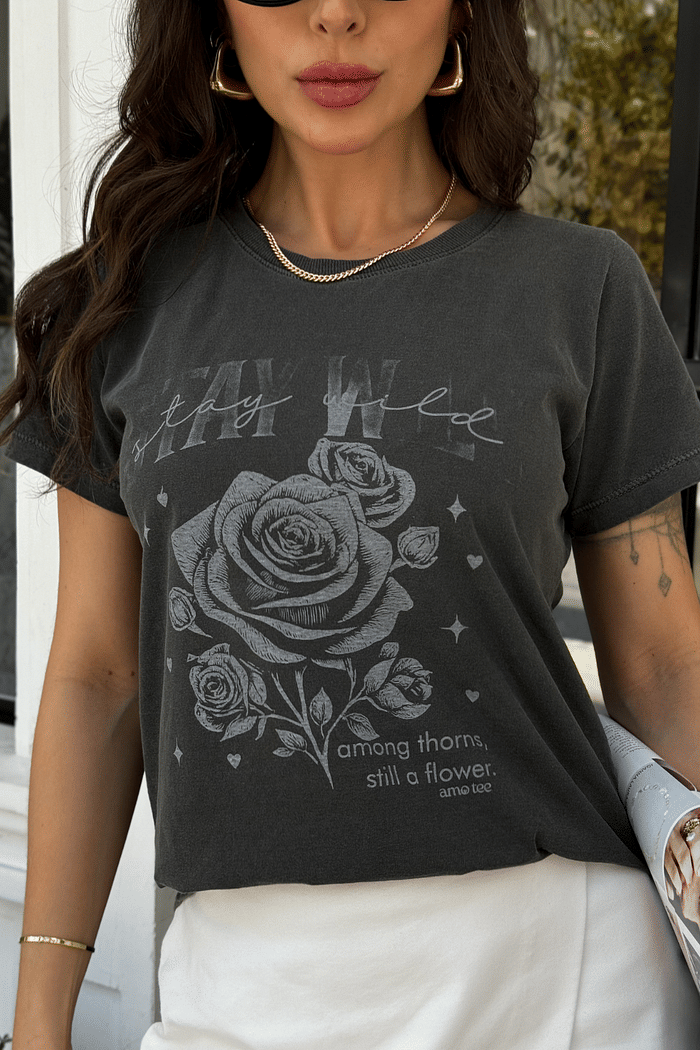 T-SHIRT  _  STAY WILD