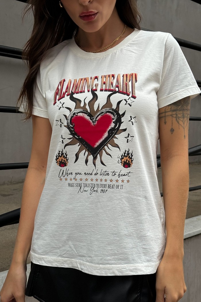 T SHIRT _  FLAMING HEART