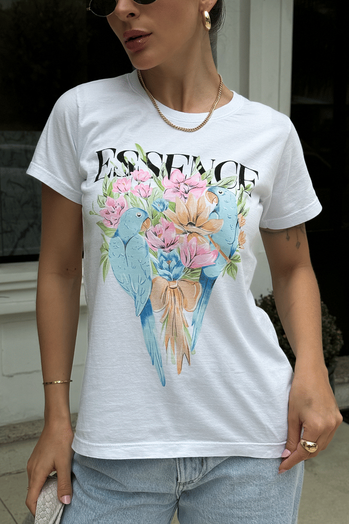 T-SHIRT   _  ESSENCE