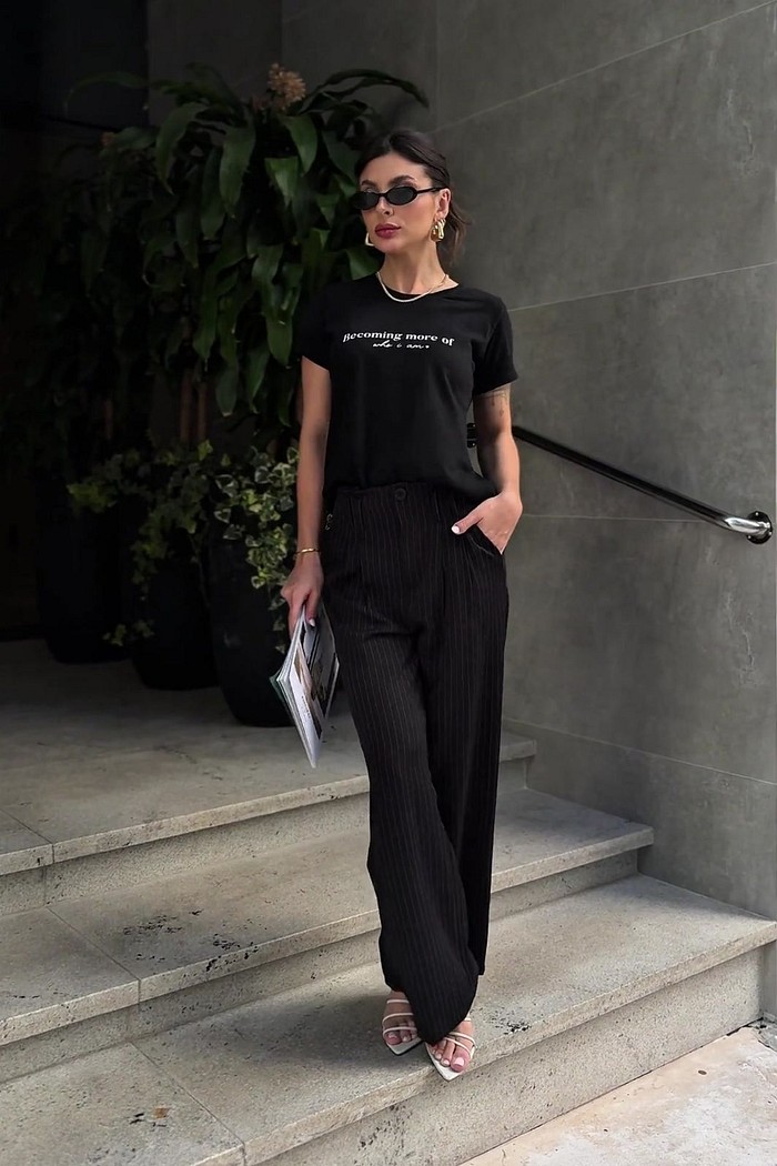 T SHIRT  _  BECOMING  MORE OF