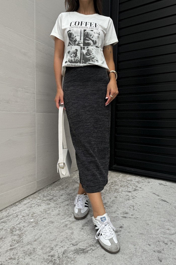 SAIA LAPIS COM FENDA - TRICOT CANELADO - PRETO MESCLADO