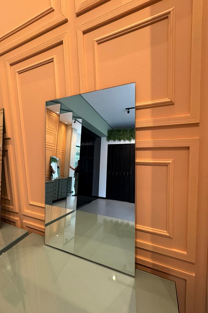 ESPELHO PRATA RETANGULAR | 50CM X 80CM | JÁ ACOMPANHA 4 BOTÕES FRANCESES - PEÇAS COM PEQUENAS AVARIAS