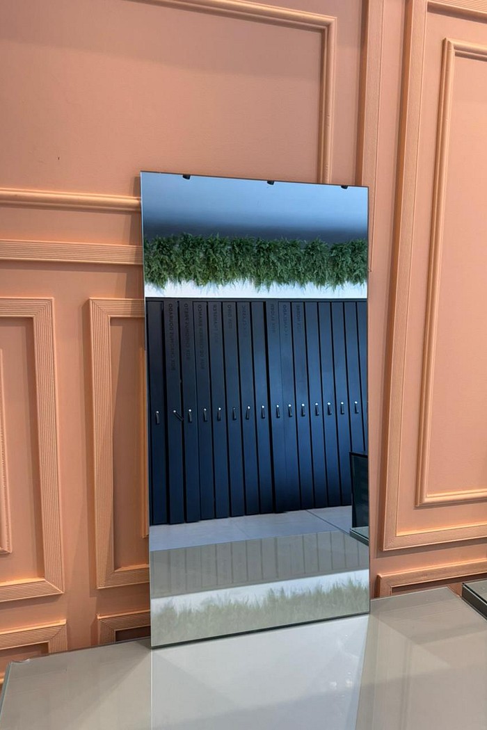 ESPELHO PRATA RETANGULAR | 39CM X 76CM | JÁ ACOMPANHA 4 BOTÕES FRANCESES - PEÇA COM PEQUENAS AVARIAS