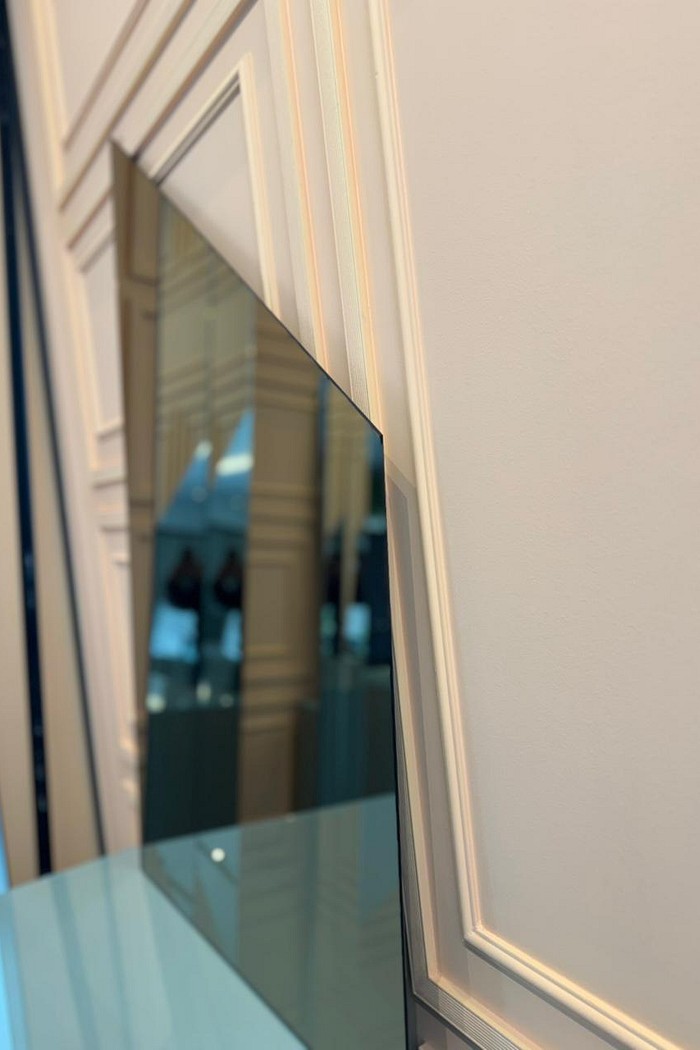 ESPELHO BRONZE 4MM | 67 X 114CM | JÁ ACOMPANHA 4 BOTÕES FRANCESES - COM PEQUENAS AVARIAS