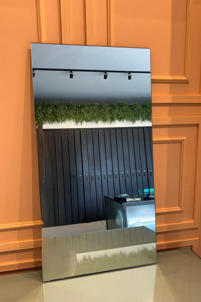 ESPELHO PRATA RETANGULAR | 44CM X 83CM | JÁ ACOMPANHA 4 BOTÕES FRANCESES - PEÇA COM PEQUENAS AVARIAS