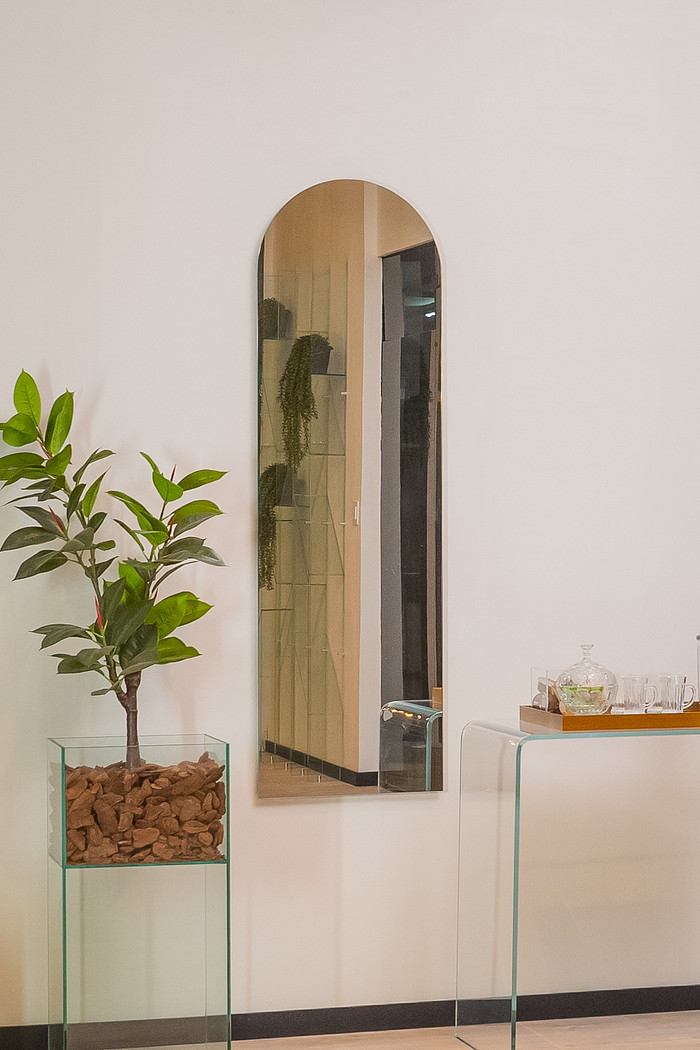 ESPELHO MARIA FLOR | 160X50CM | ESPELHO OVAL BASE RETA  - SUPORTE MÃO AMIGA