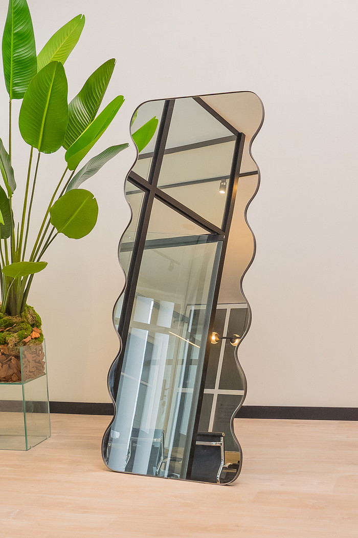 ESPELHO RIO | 170X70CM | COM APOIO RECLINAVEL - MOLDURA EM TECIDO SINTÉTICO PRETO