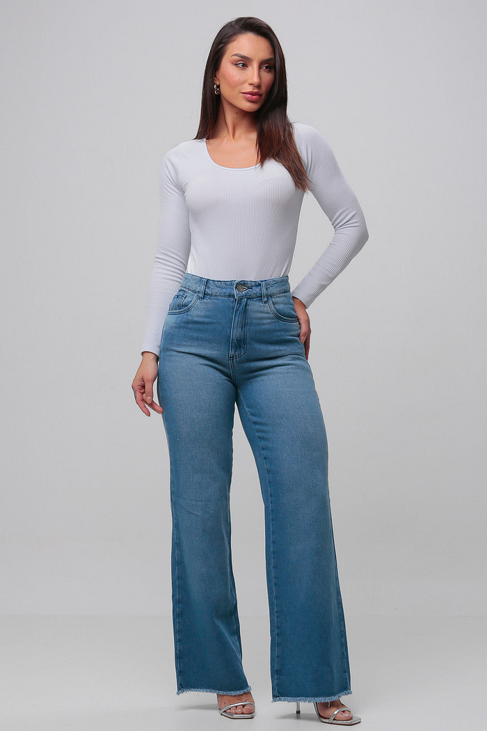 Calça Jeans Wide Leg Feminina Com Barra Desfiada 24377