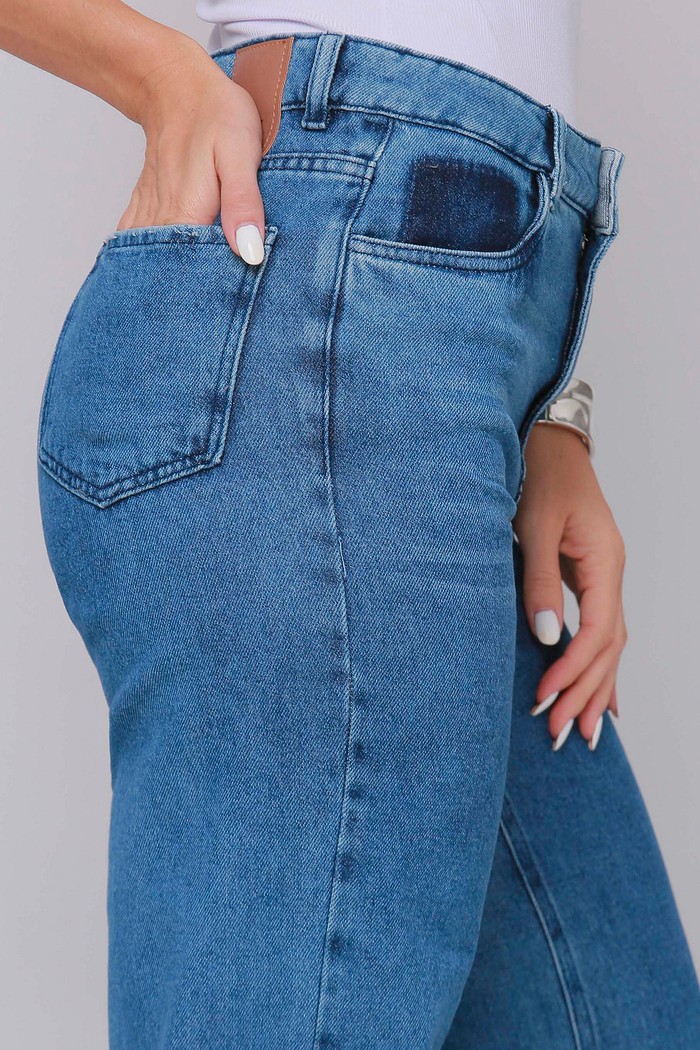 Calça Jeans Wide Leg Feminina Com Barra Desfeita 24104