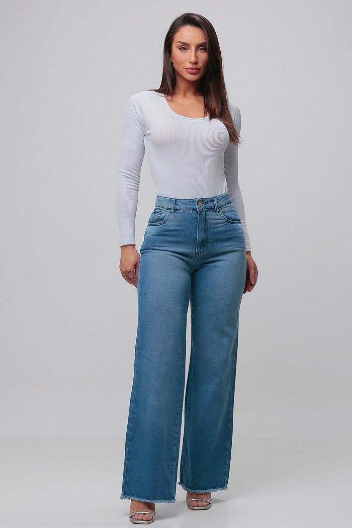 Calça Jeans Wide Leg Feminina Com Barra Desfiada 24377