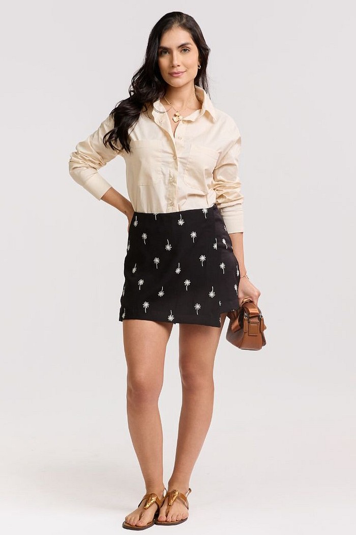 SHORTS SAIA BORDADA GAIA 