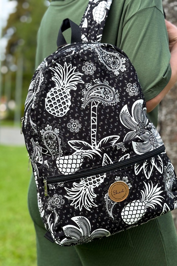 MOCHILA ABACAXI PRETO E BRANCO