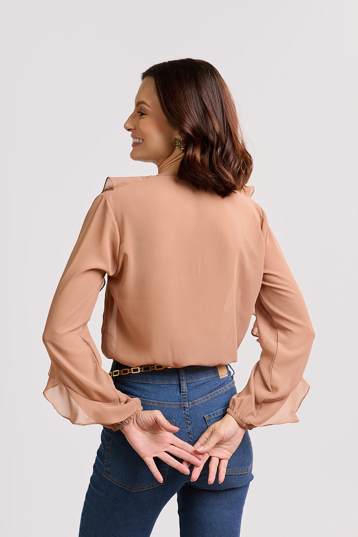 BLUSA BABADOS DECOTE E MANGAS ISIS