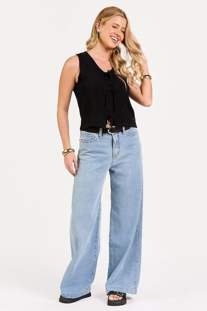 BLUSA LACINHOS FRENTE FIORELLA