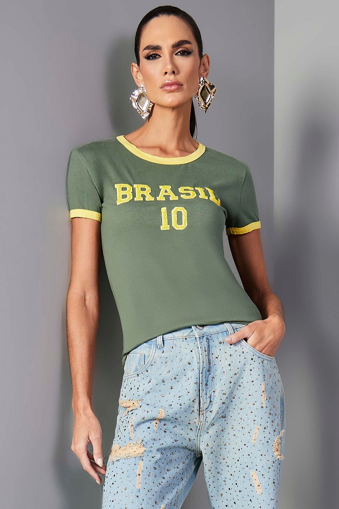 T-SHIRT BRASIL COM BORDADO