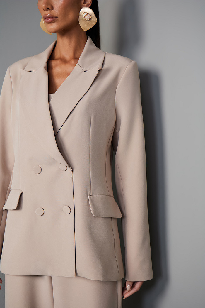 BLAZER ALFAIATARIA COM DETALHE BOTÕES