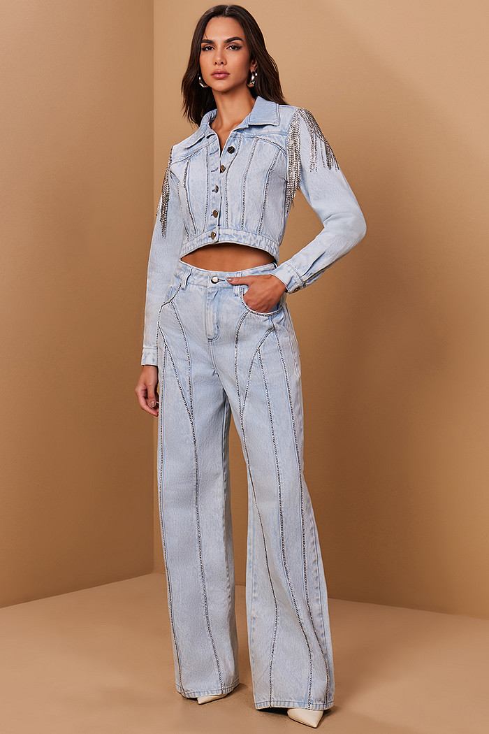 CALÇA JEANS WIDE LEG COM BORDADO