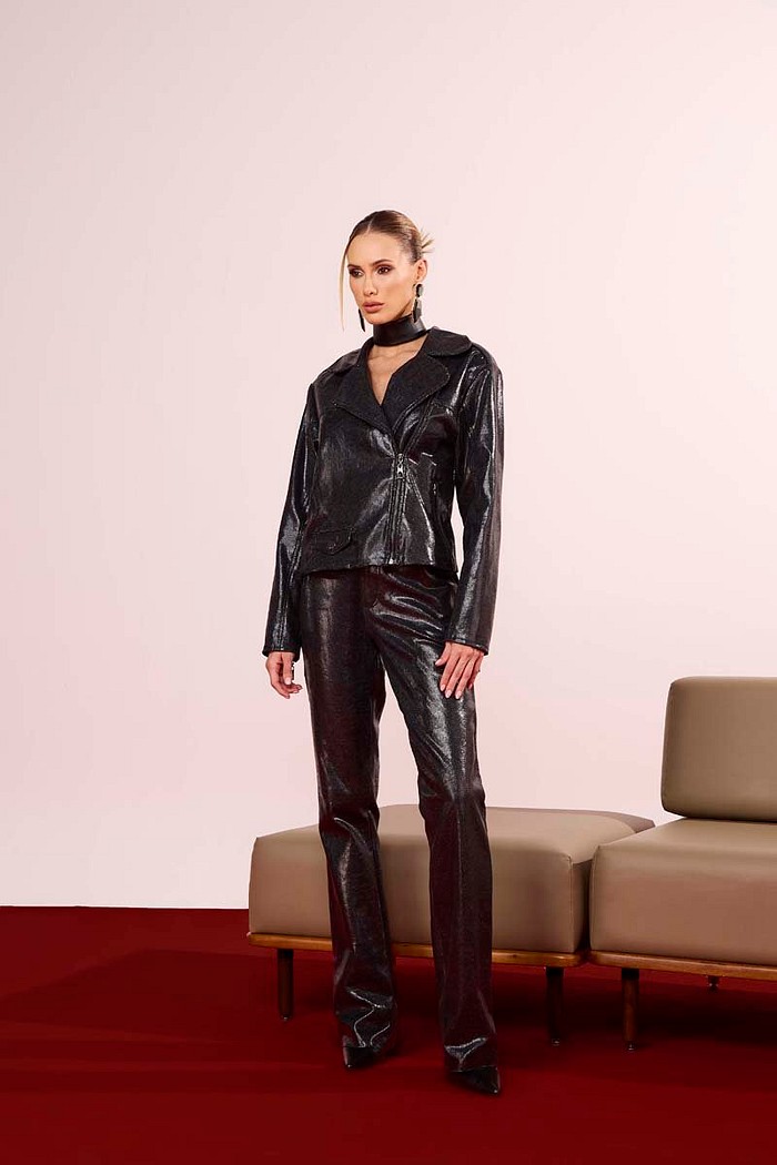 Calca Jeans Micro Flare Com Resina