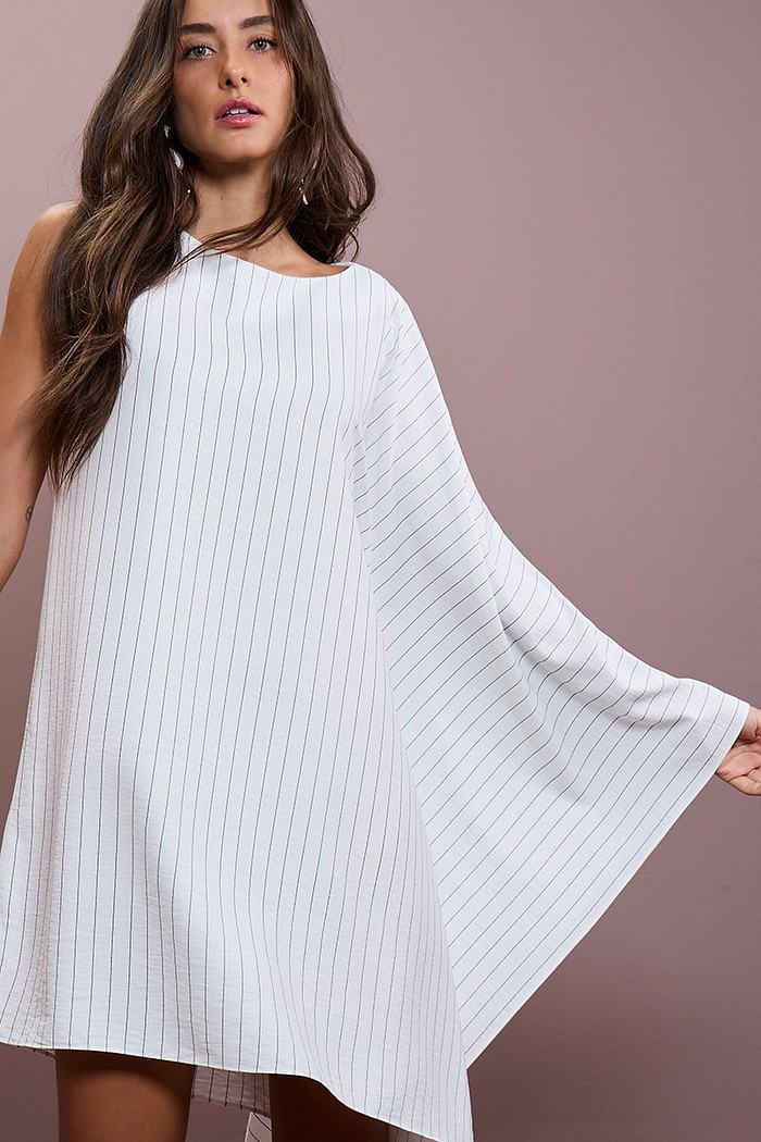 VESTIDO MIDI ASSIMÉTRICO LISTRADO