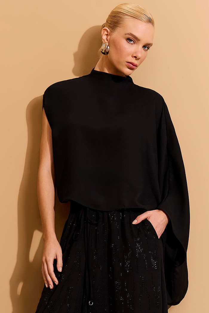 BLUSA ASSIMÉTRICA CHIFFON MANGA ÚNICA