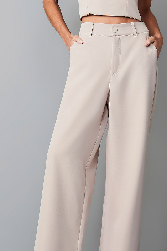 CALÇA ALFAIATARIA COM BOLSOS