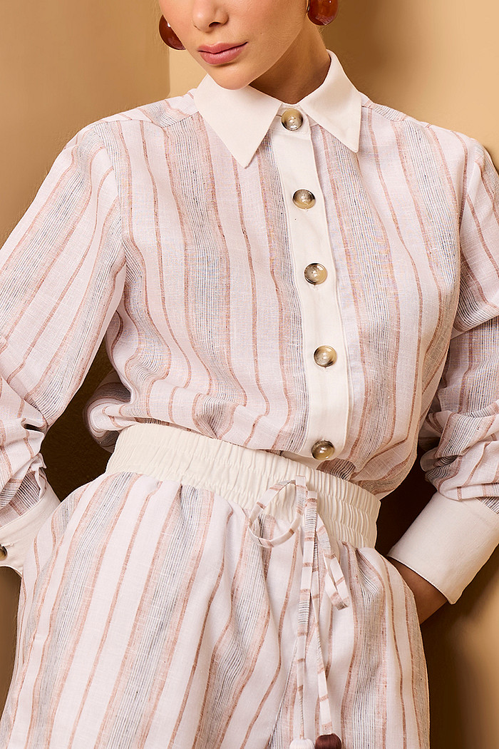 CAMISA LISTRADA DETALHE BOTÕES