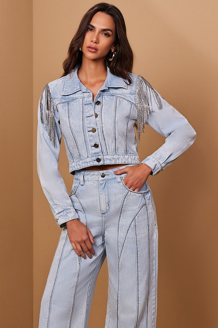 JAQUETA JEANS COM BORDADO