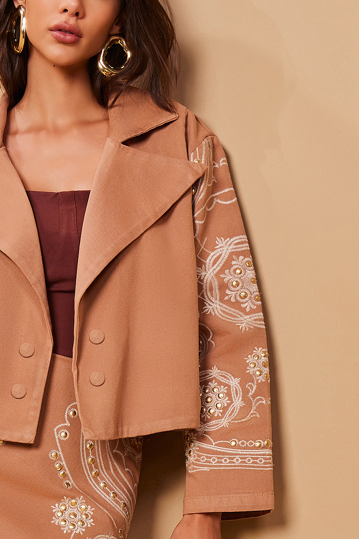 JAQUETA SARJA COM BORDADO