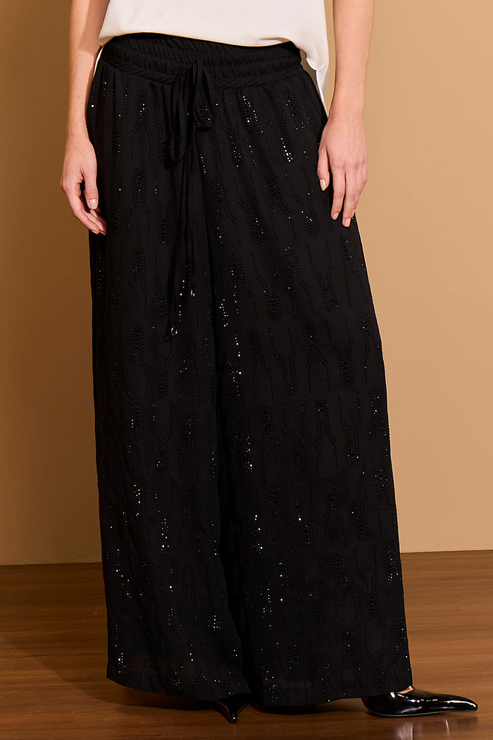 CALÇA PANTALONA COM APLICAÇÃO DE CRISTAIS