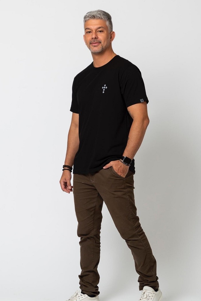 CAMISETA GOD IS GOOD