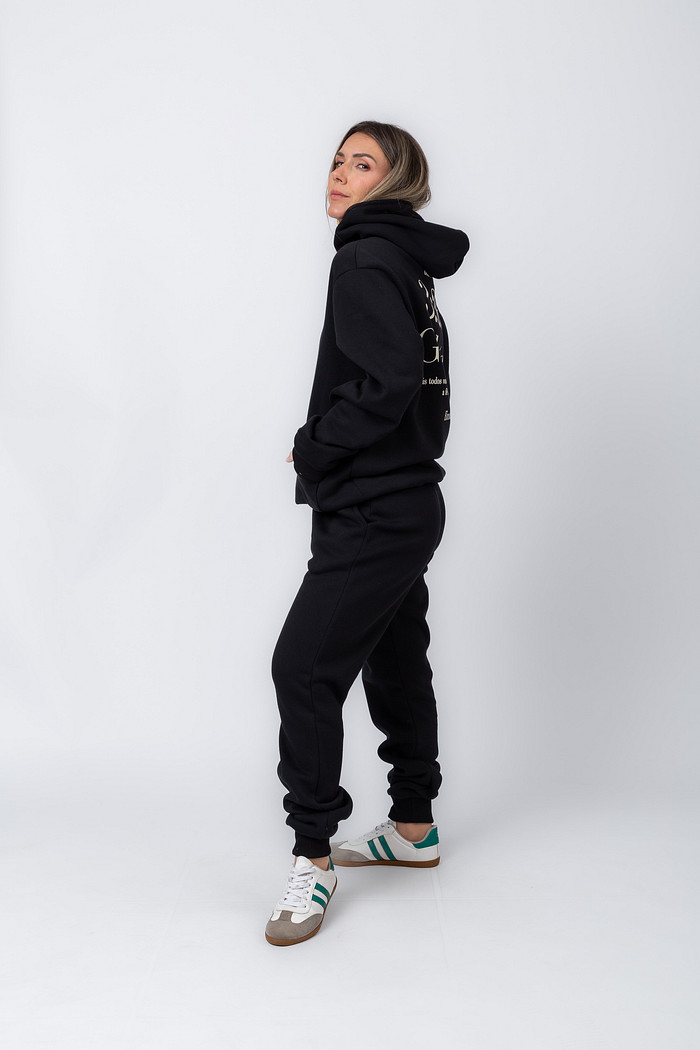 CALÇA JOGGER MOLETOM GOD IS GOOD PRETA