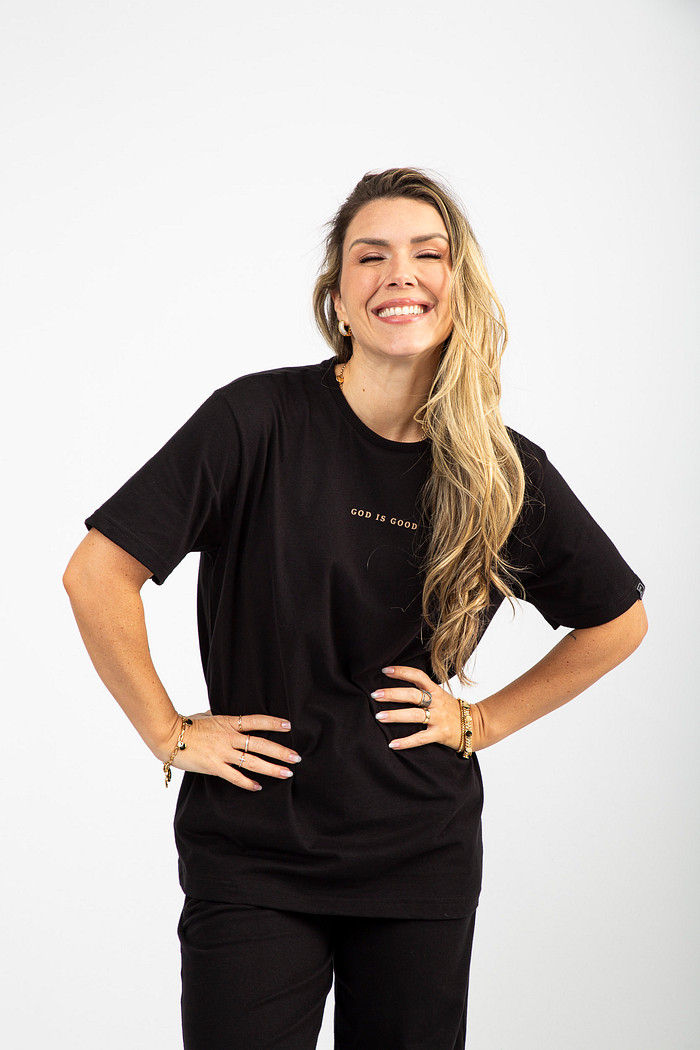 T-SHIRT NÃO TEMAS OVERSIZED PRETA