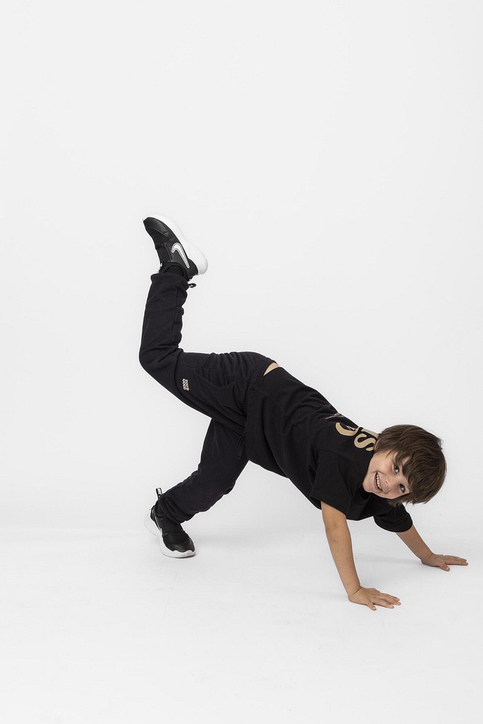 CAMISETA INFANTIL GOD IS GOOD ALL THE TIME