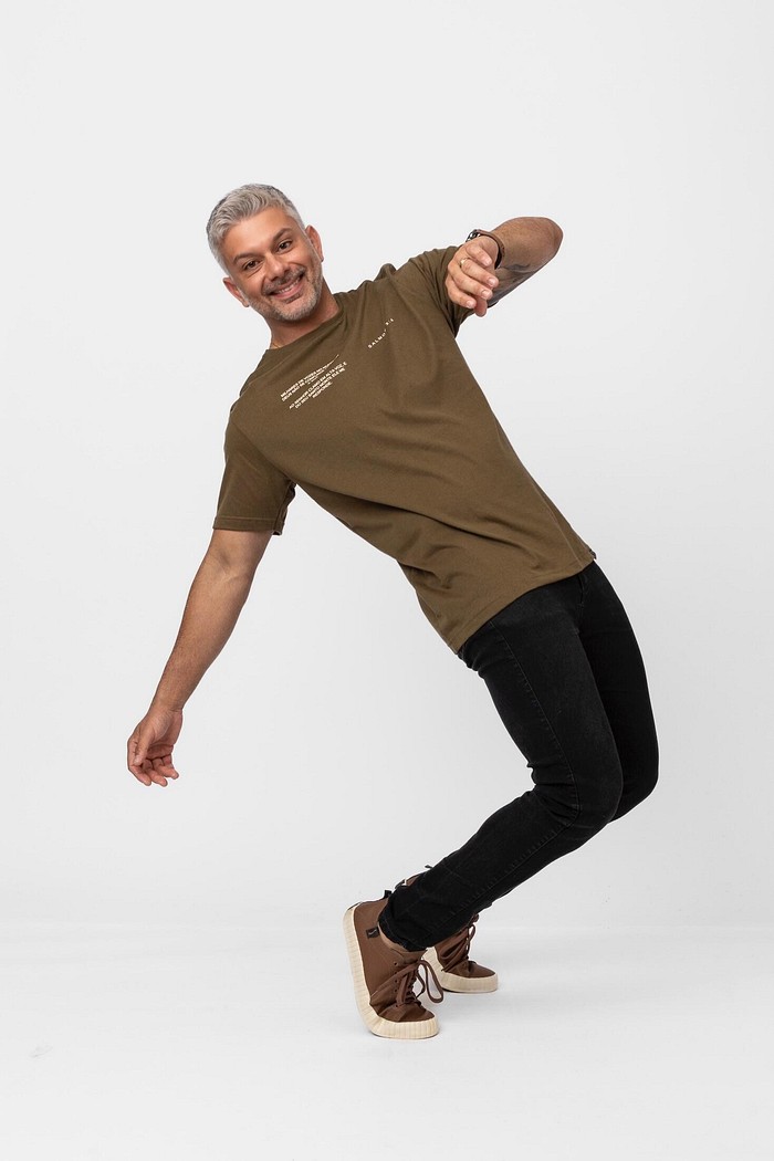 CAMISETA MILHARES DE VOZES