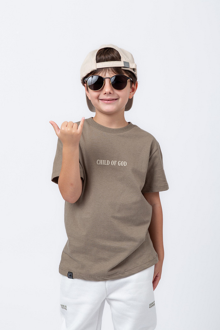 CAMISETA INFANTIL CHILD OF GOD CAQUI