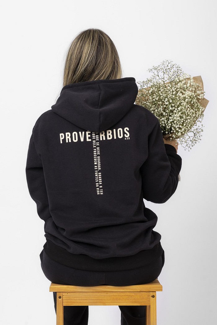 CASACO MOLETOM OVERSIZED PROVÉRBIOS