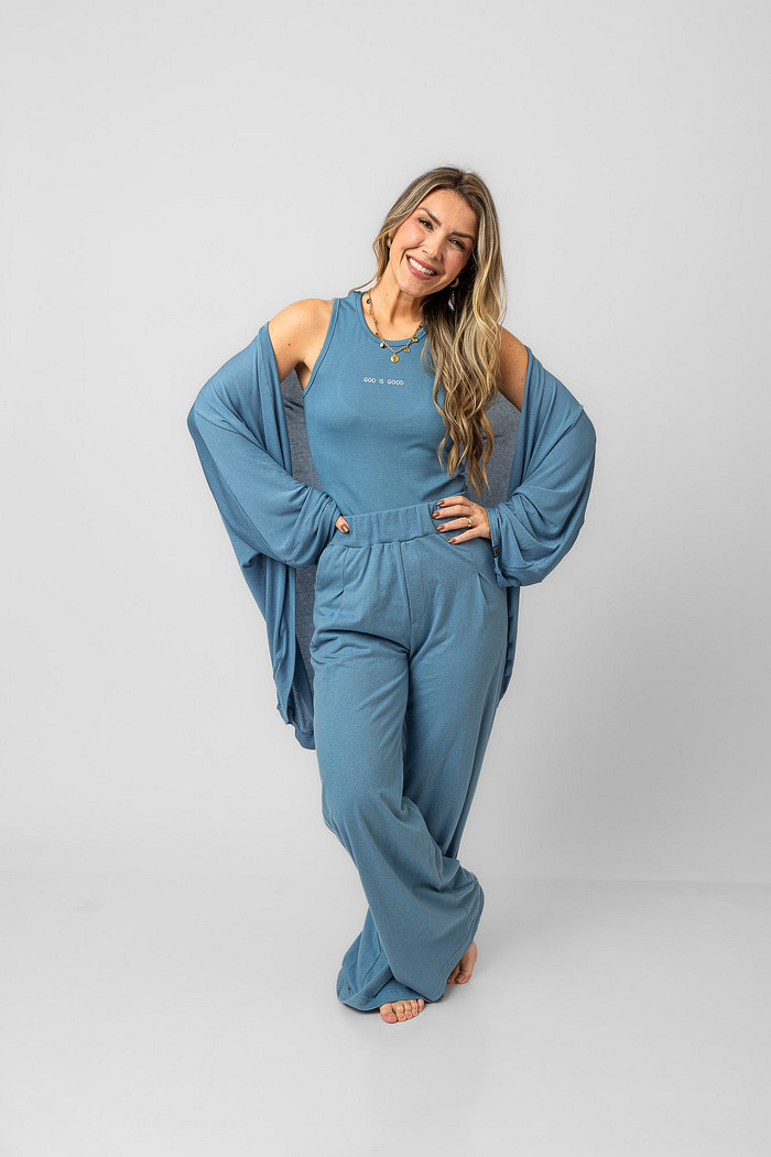 REGATA CANELADA AZUL GOD IS GOOD