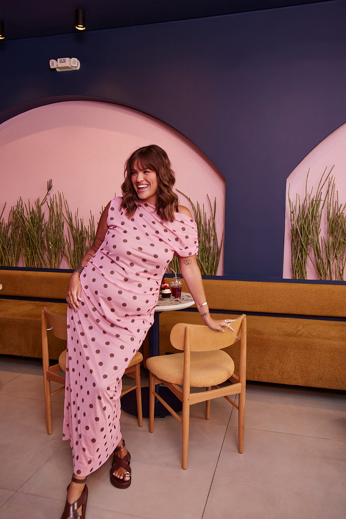 VESTIDO TULE SUELEN POA FUNDO ROSA