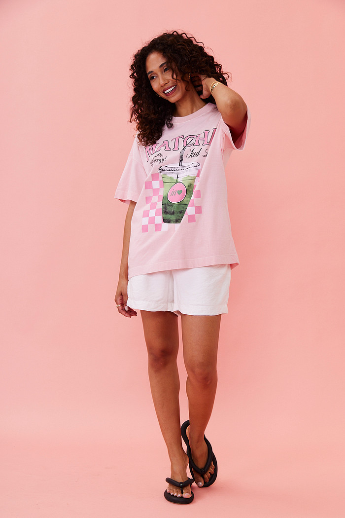 T-SHIRT OVER MATCHA ROSA
