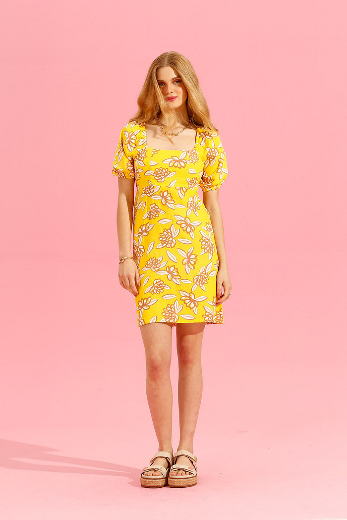 Vestido Curto Joana ESTAMPA FLORAL FUNDO AMARELO