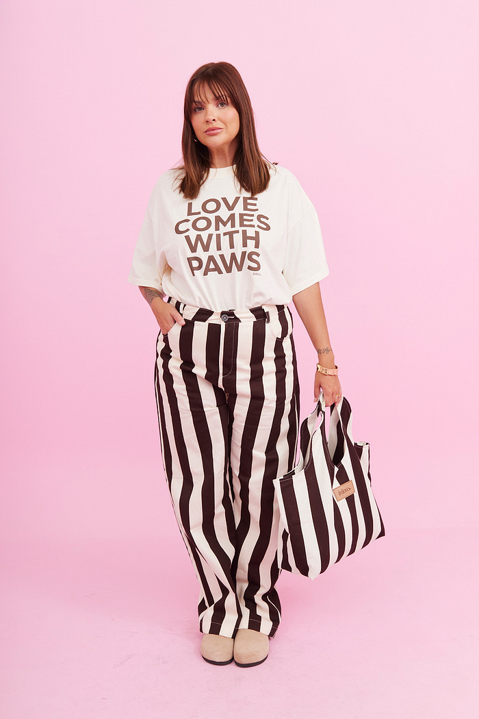 T-SHIRT OVER LOVE AMARELO CLARO